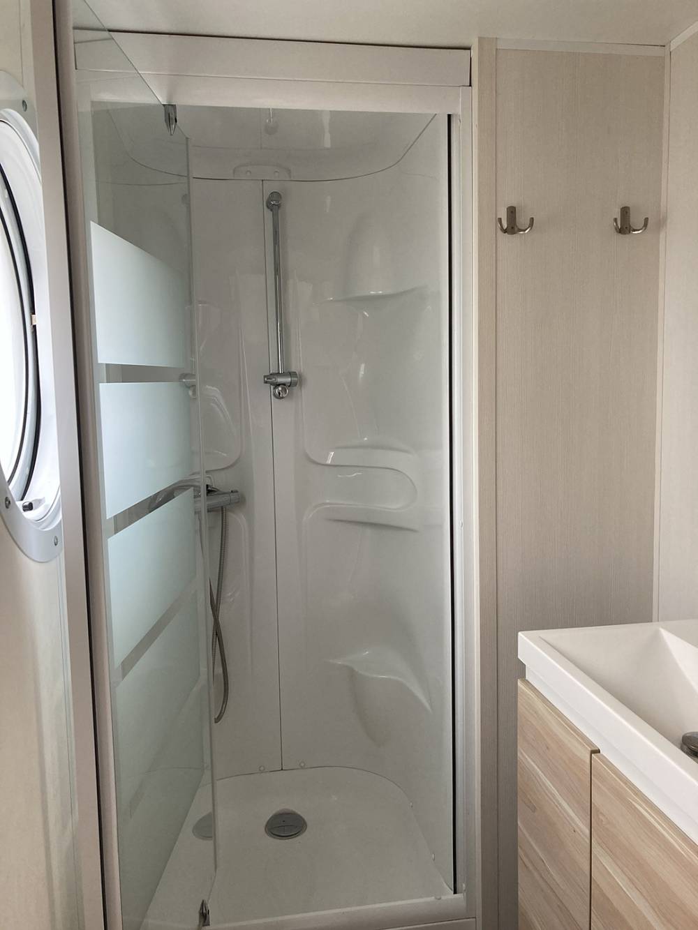 douche-mobil-home