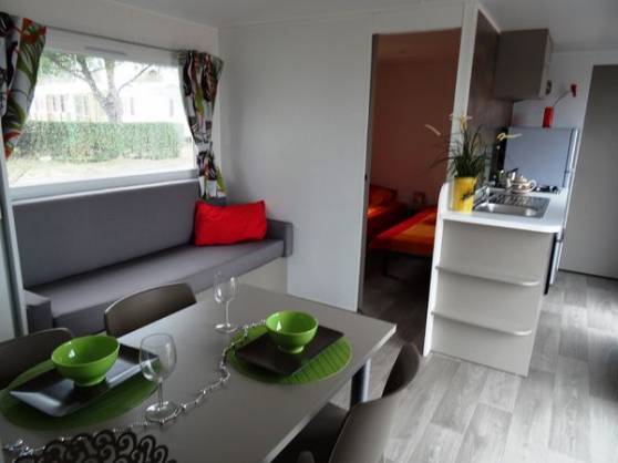 mobil-home-10-salon-cuisine